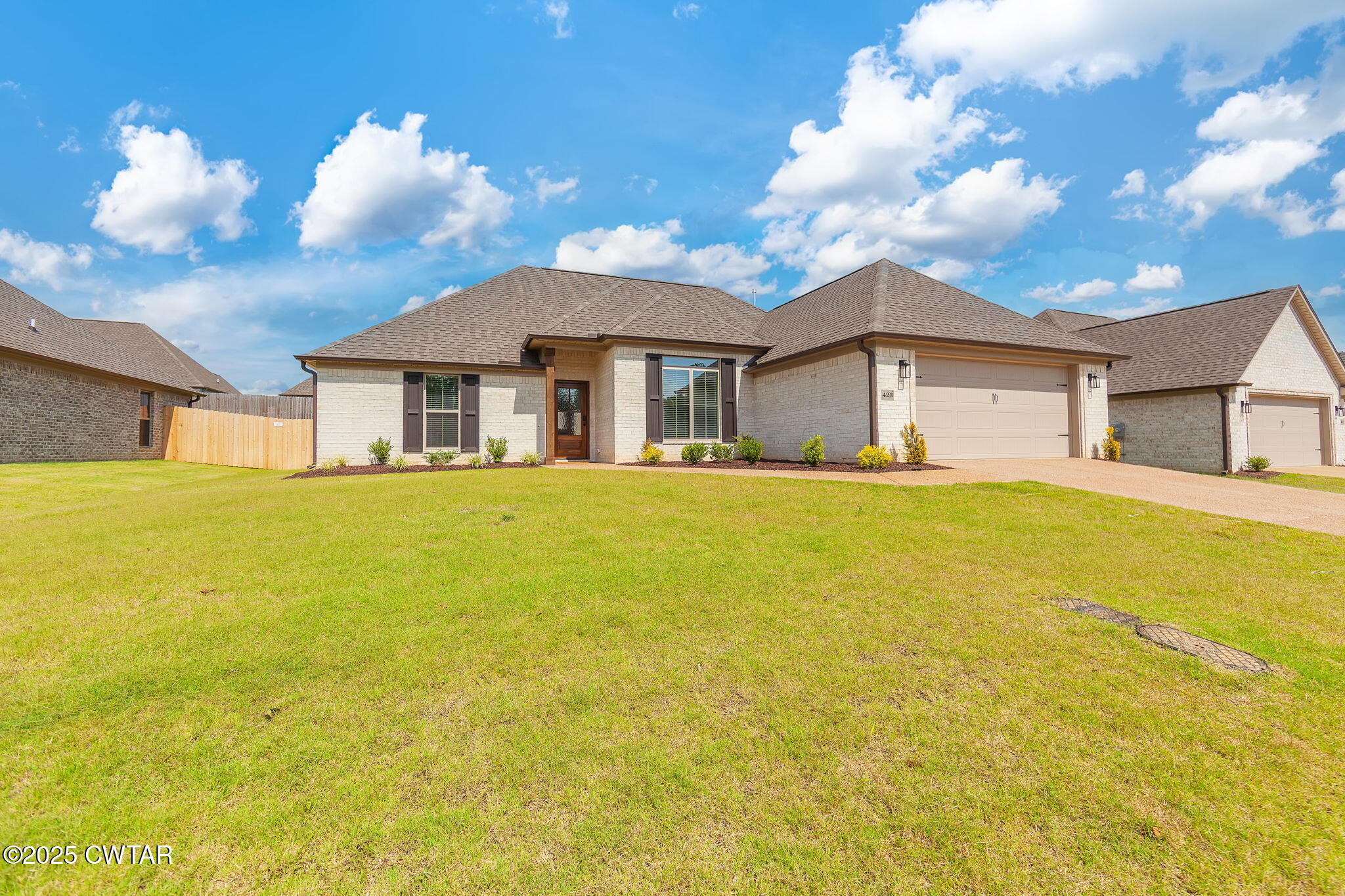 423 Fairway Boulevard