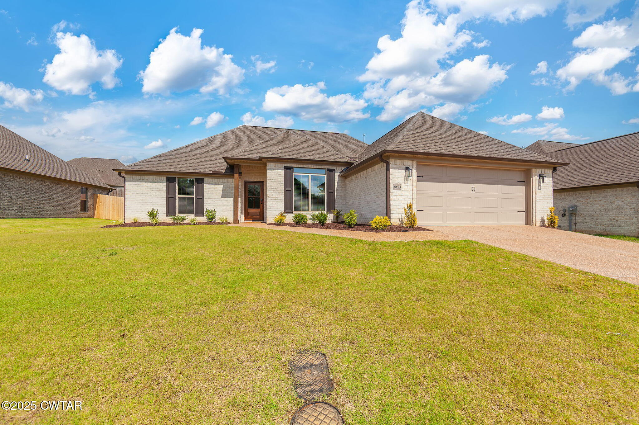 423 Fairway Boulevard