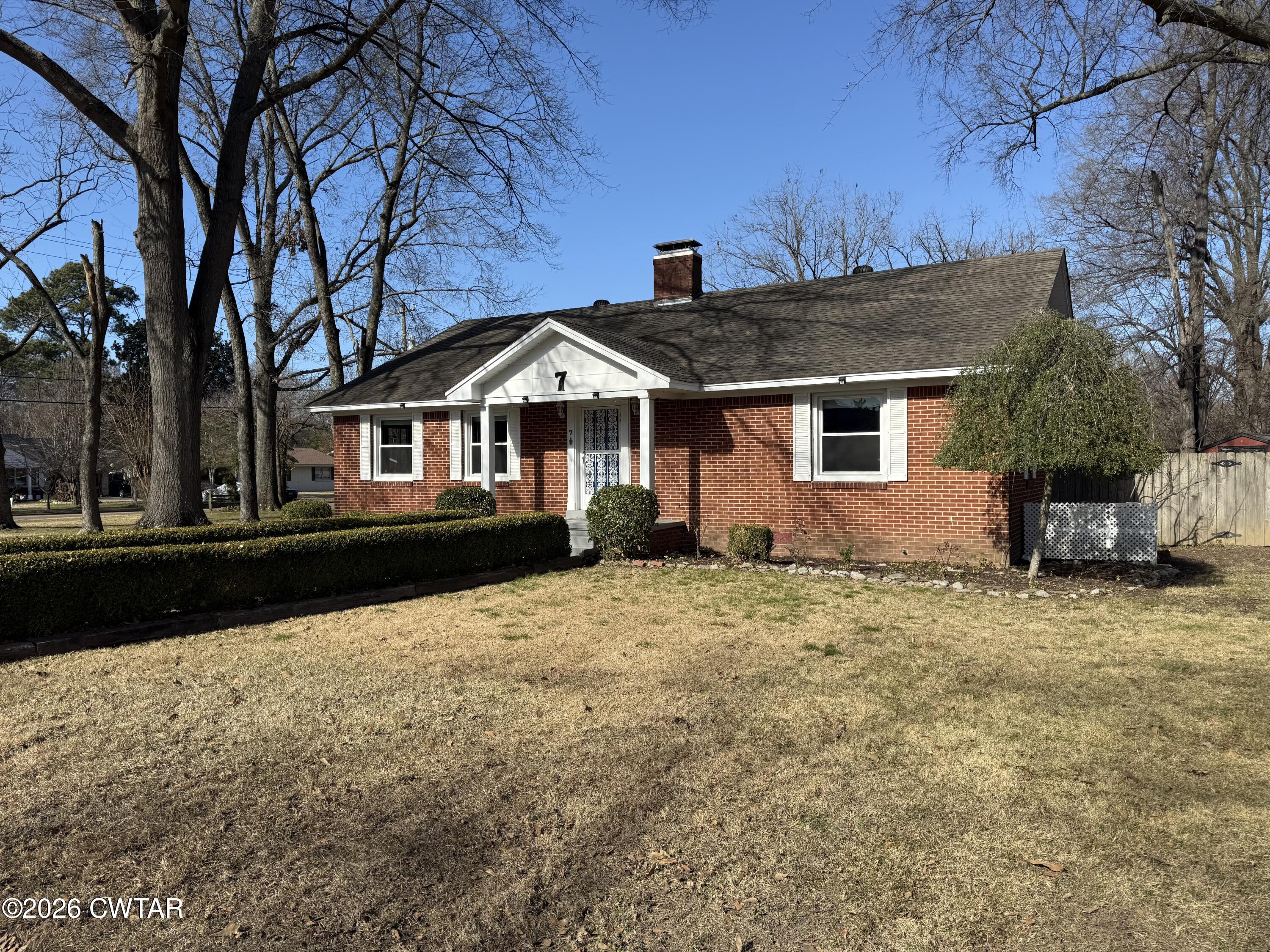 7 Shadow Lawn Drive