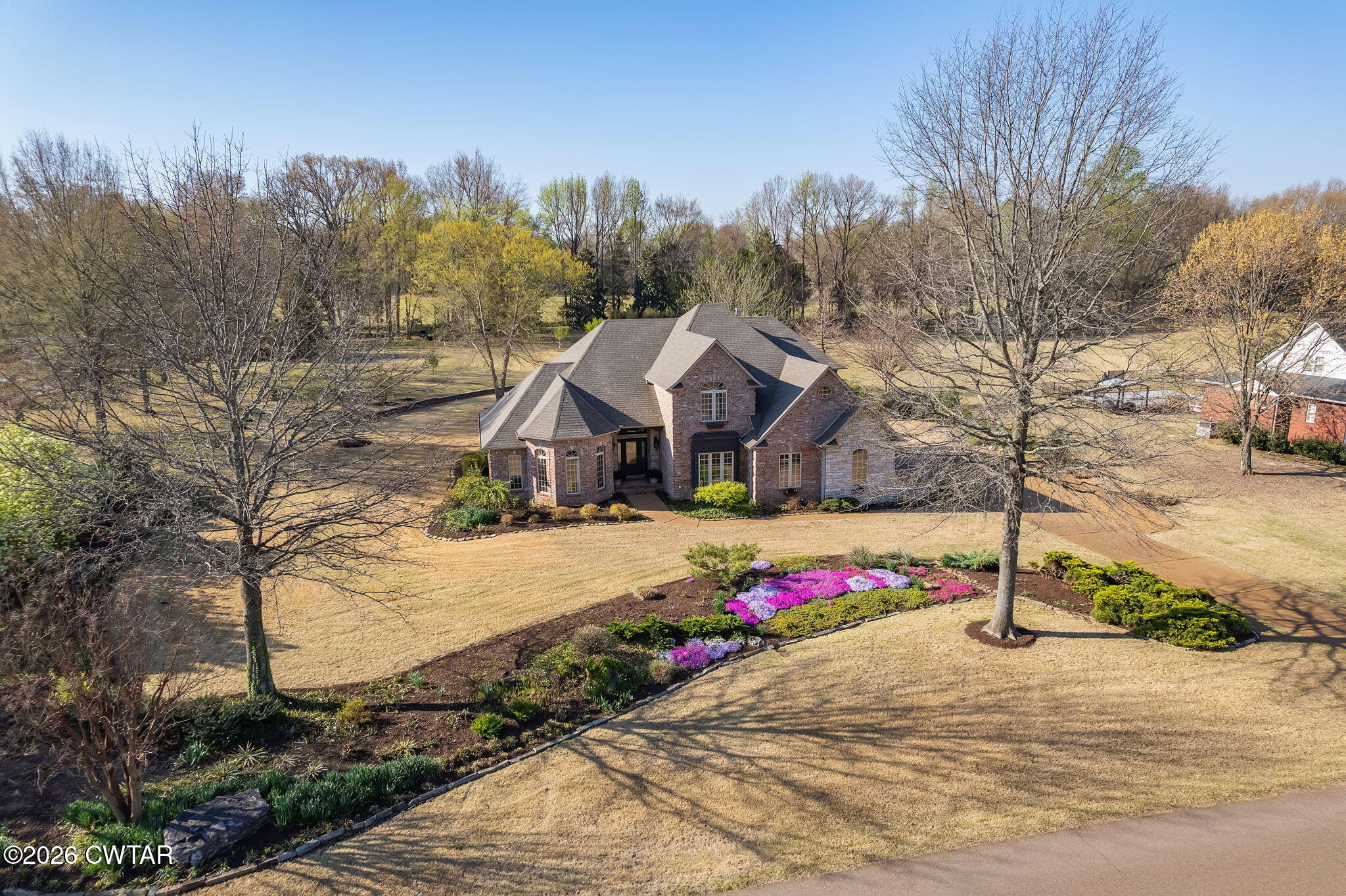 57 Rolling Oaks Drive