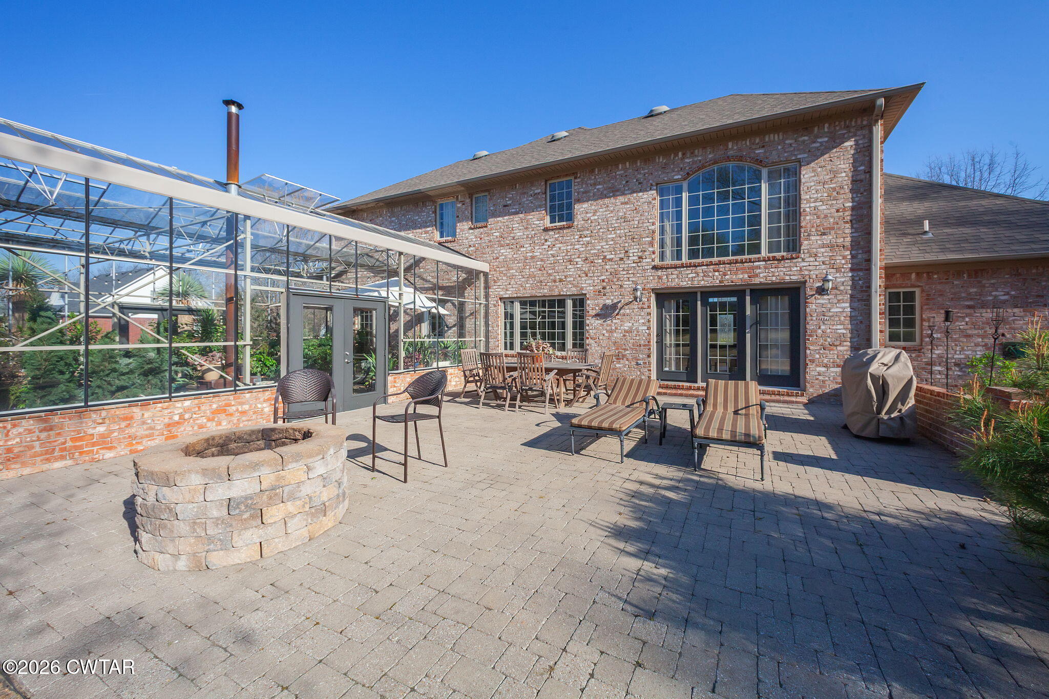 57 Rolling Oaks Drive