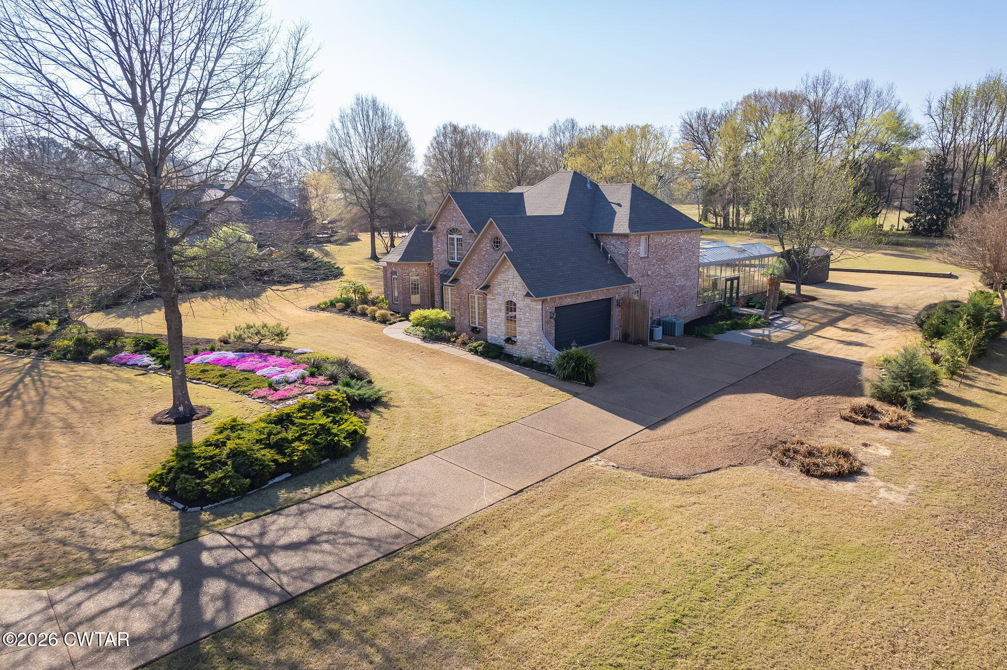 57 Rolling Oaks Drive