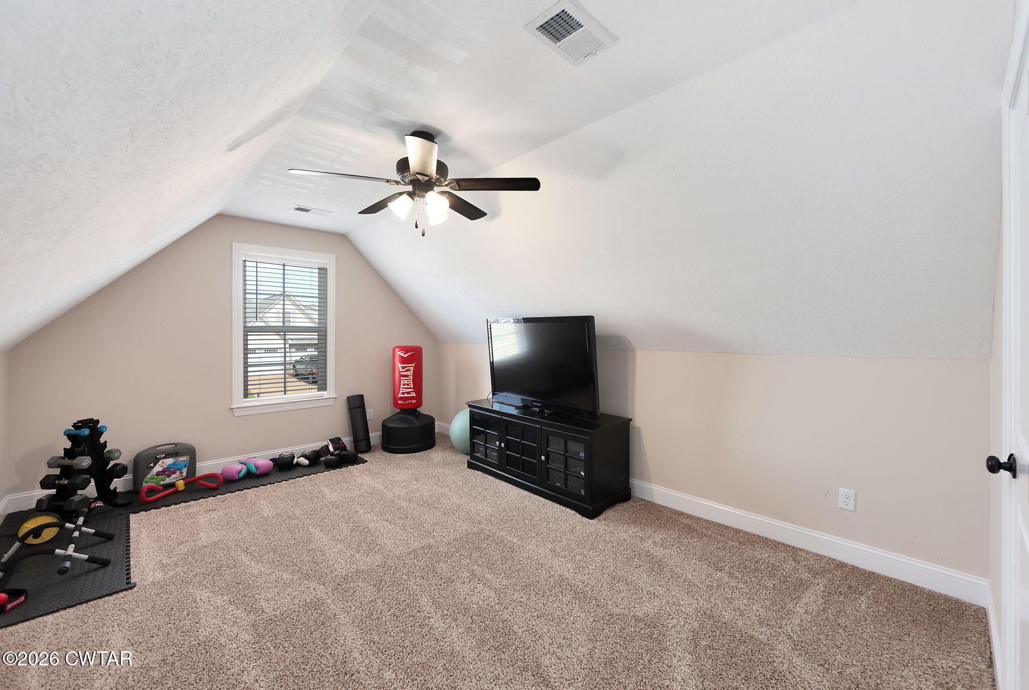 212 Heritage Square