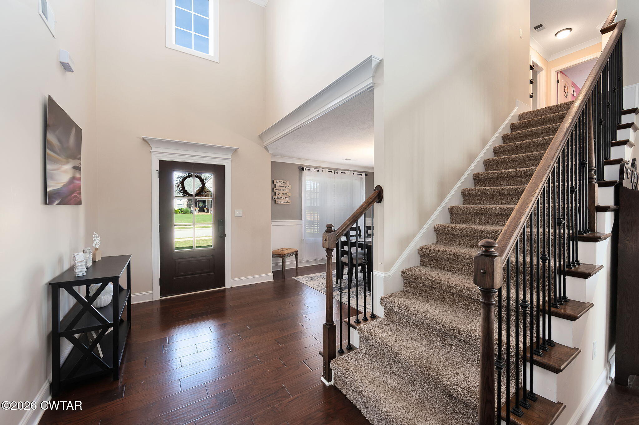 212 Heritage Square