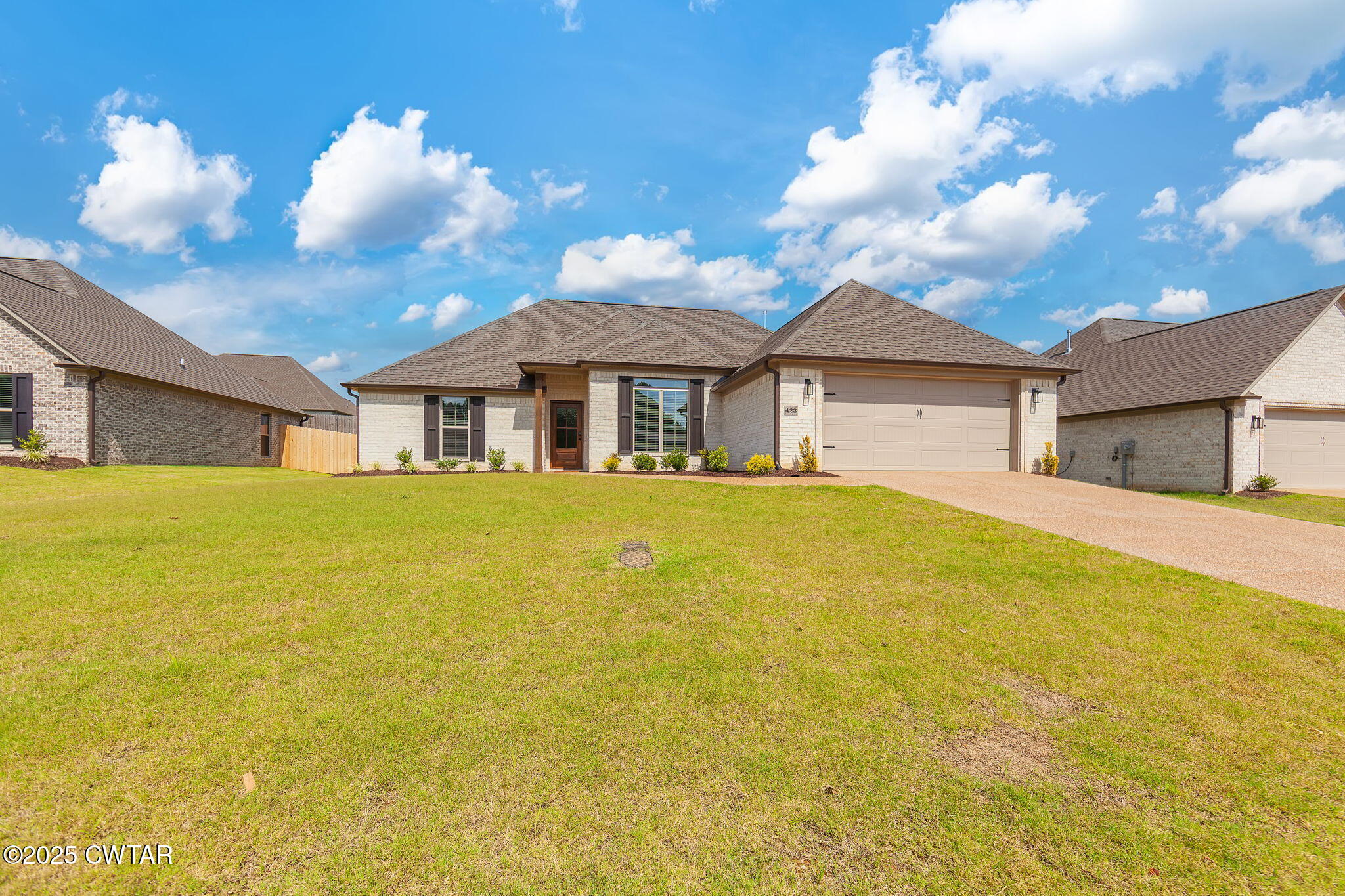 423 Fairway Boulevard
