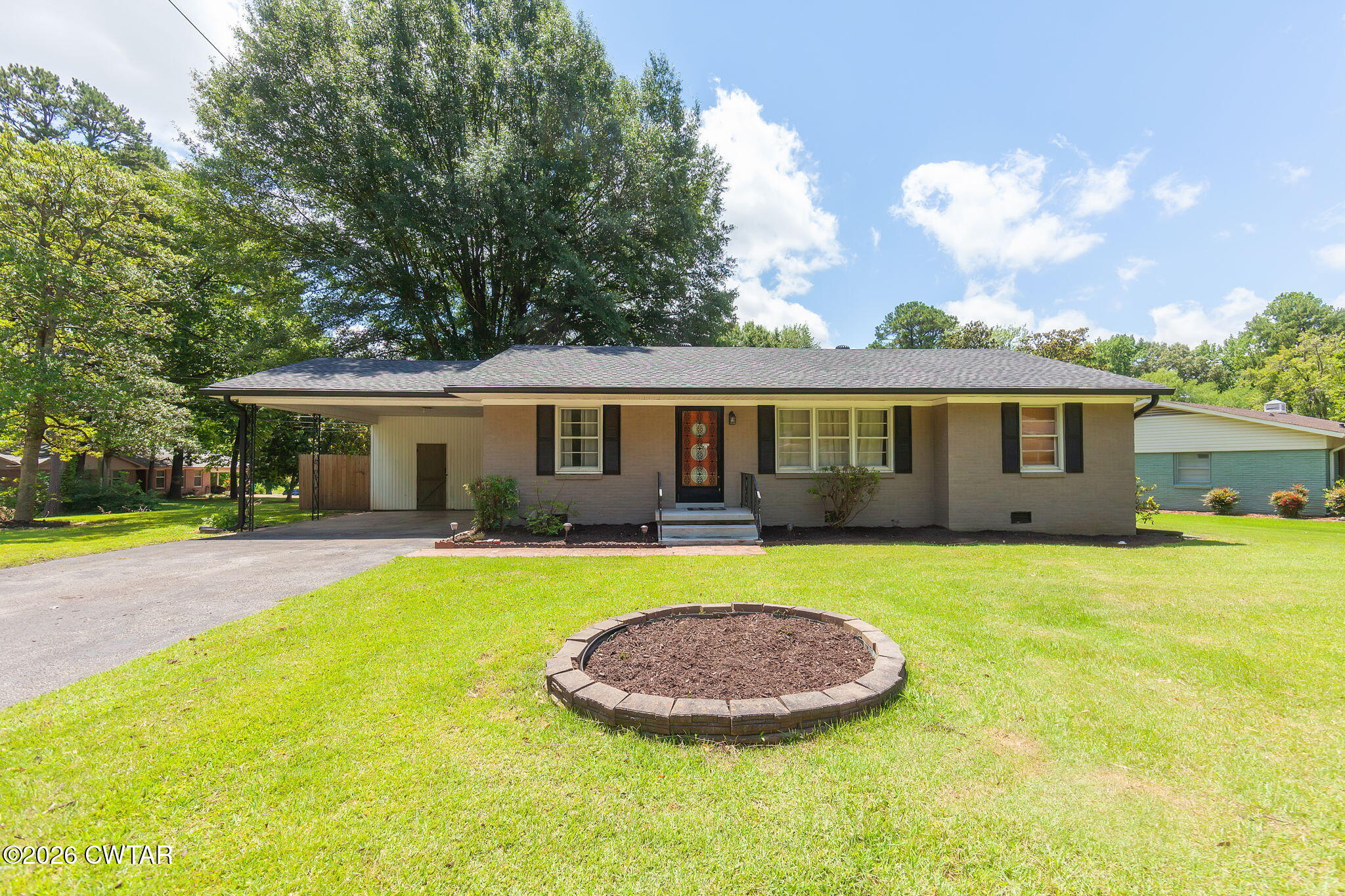 86 Beechwood Drive