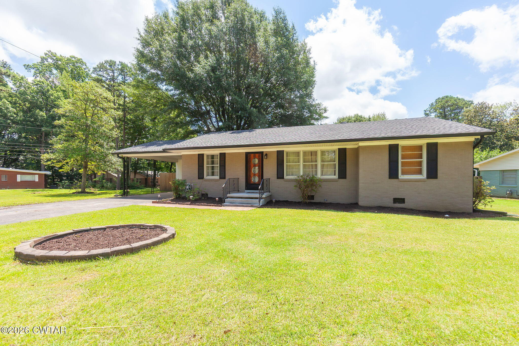 86 Beechwood Drive