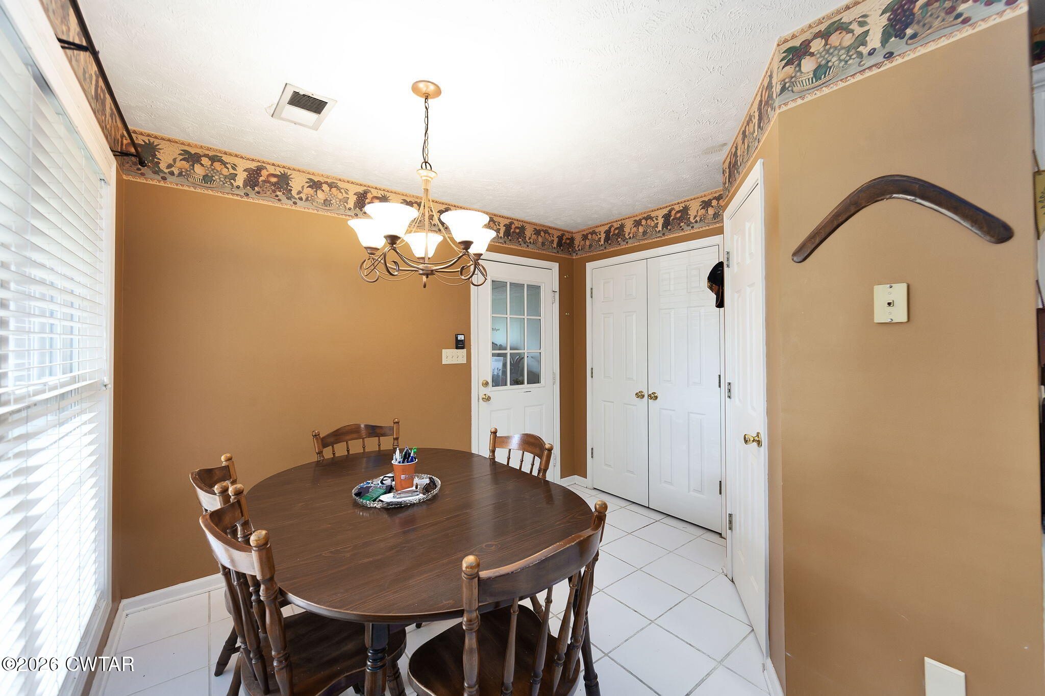 11 Walnut Trace Drive
