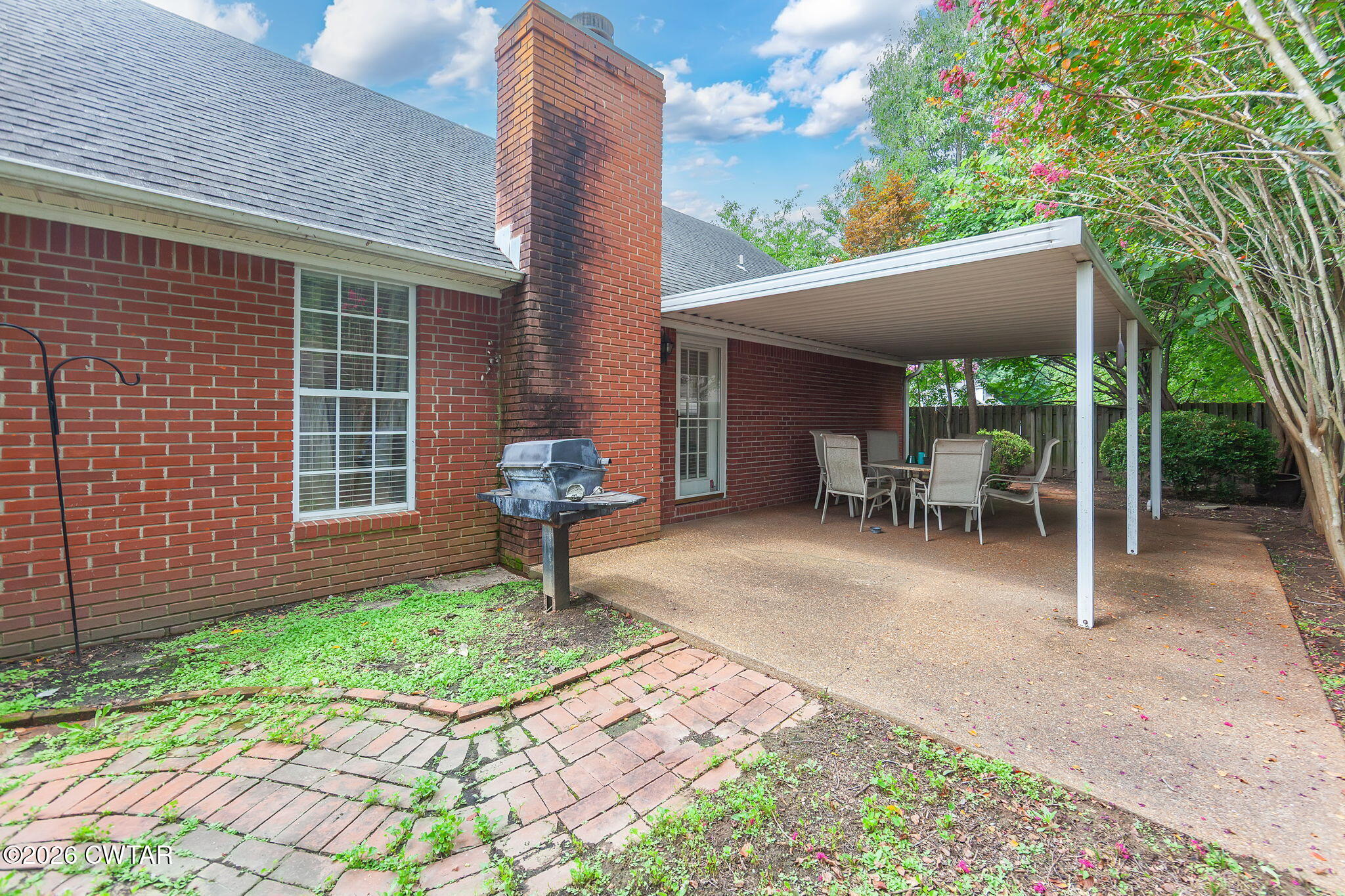 11 Walnut Trace Drive
