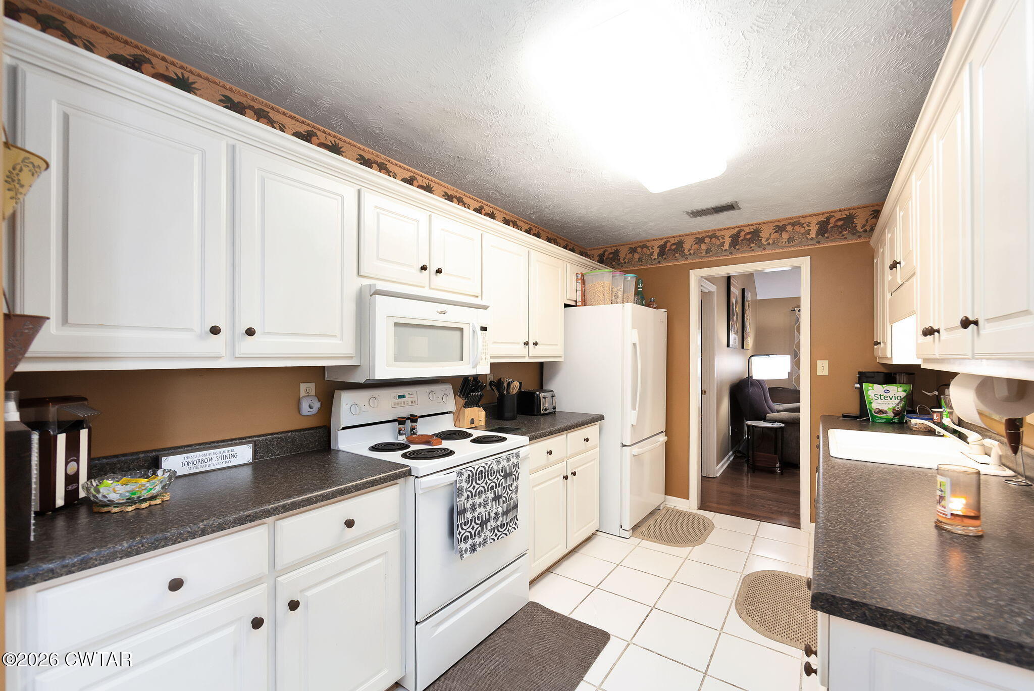 11 Walnut Trace Drive