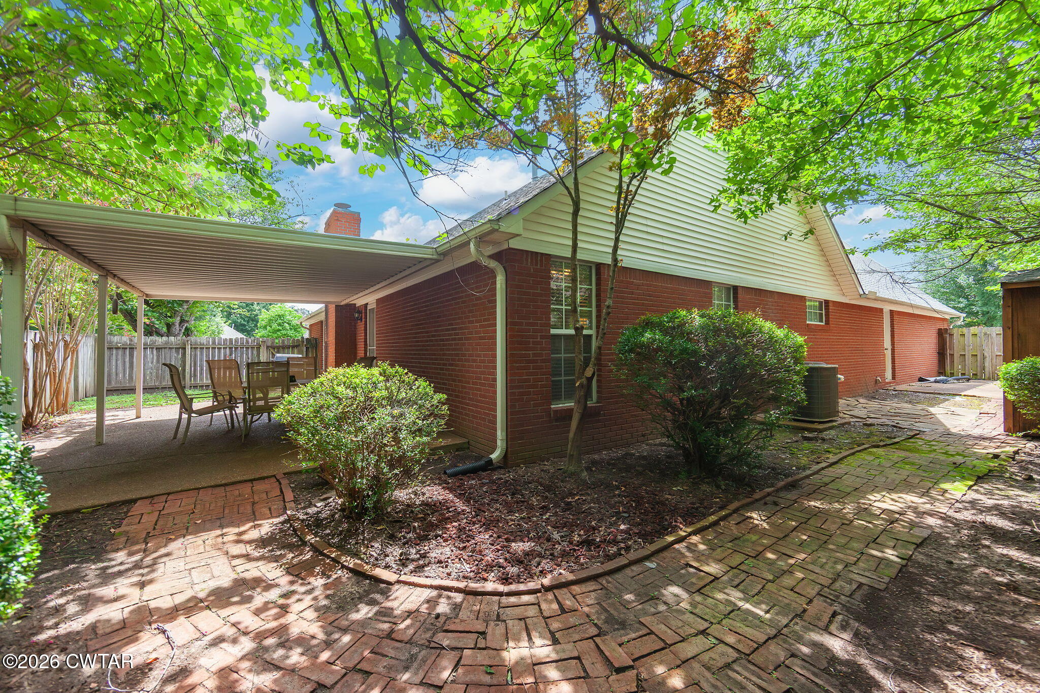 11 Walnut Trace Drive