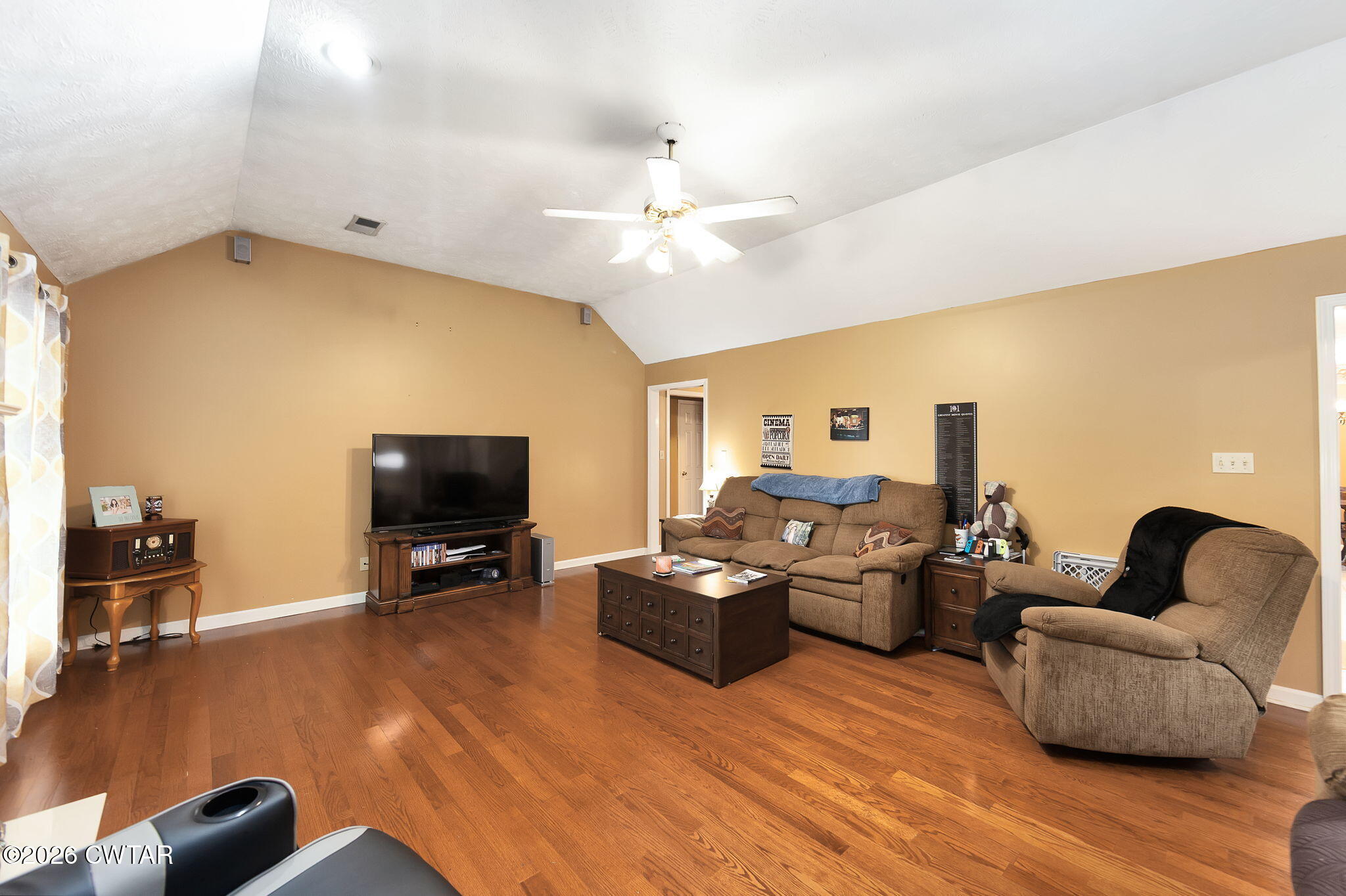 11 Walnut Trace Drive