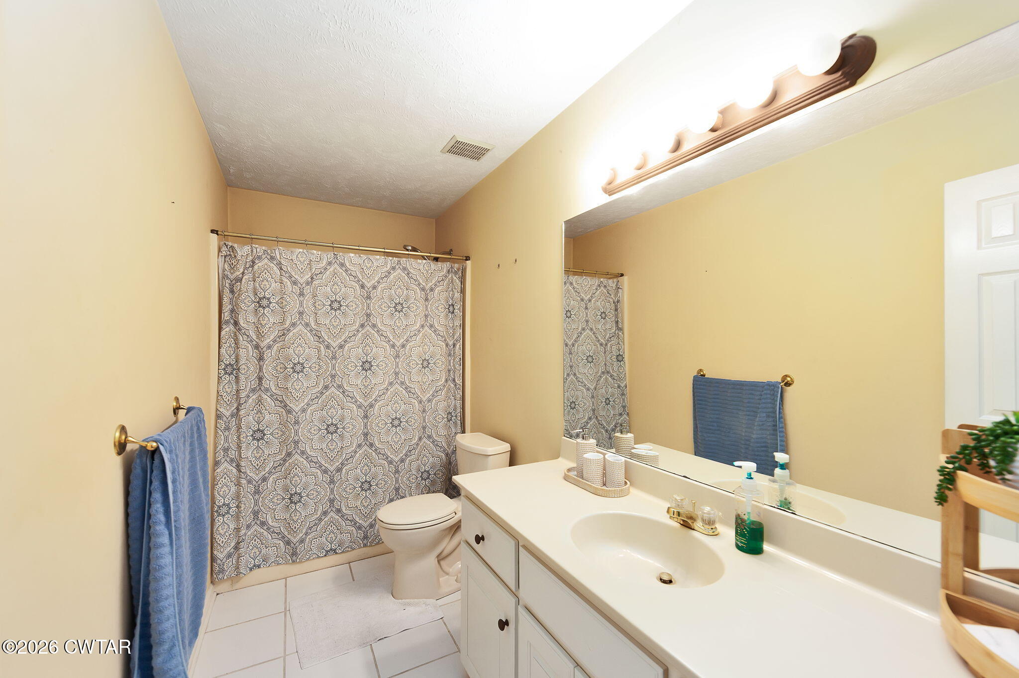 11 Walnut Trace Drive