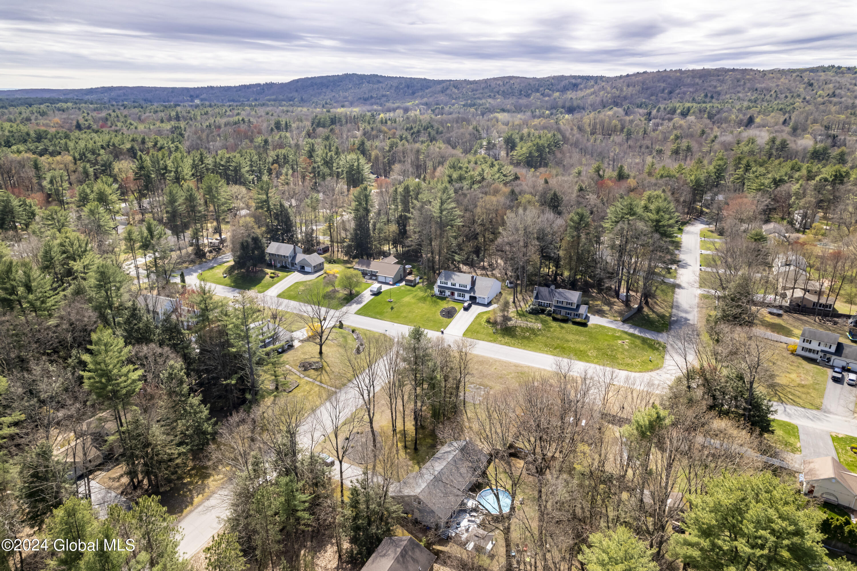 3 Castleberry Drive
