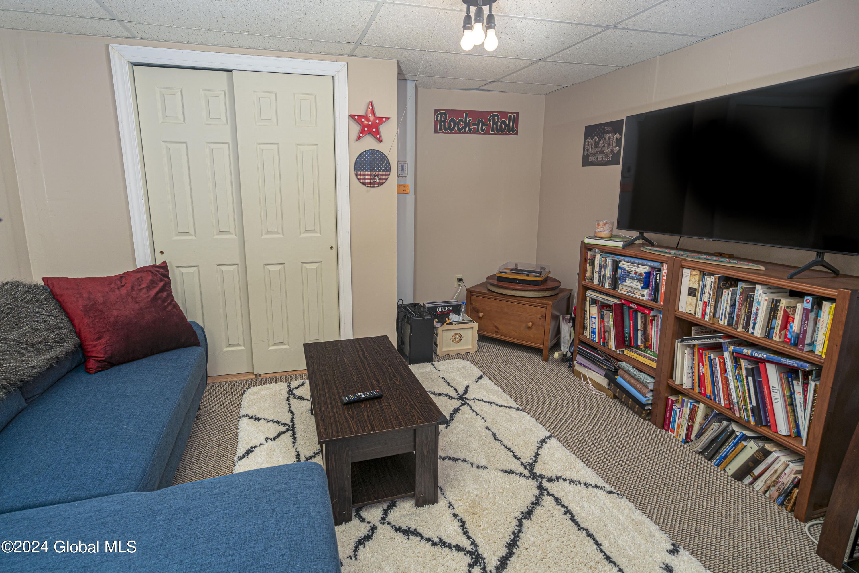 3 Castleberry Drive