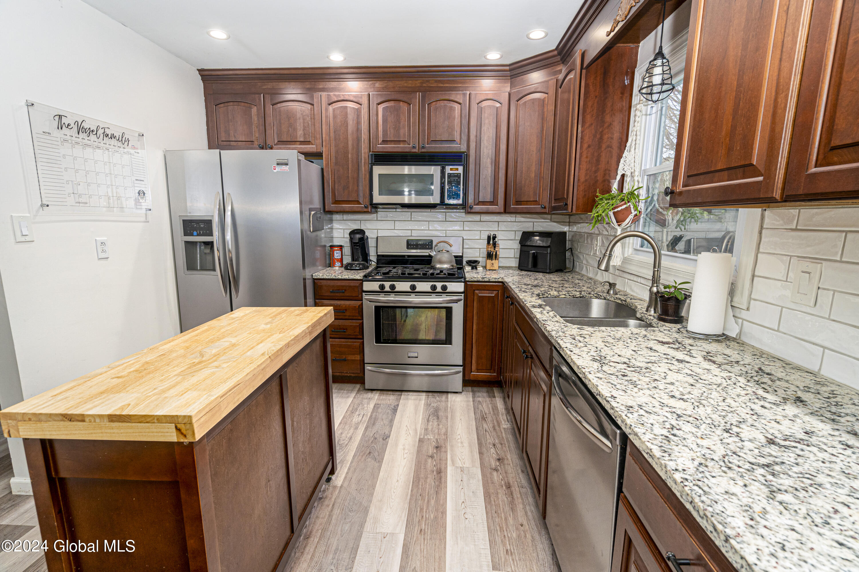 3 Castleberry Drive