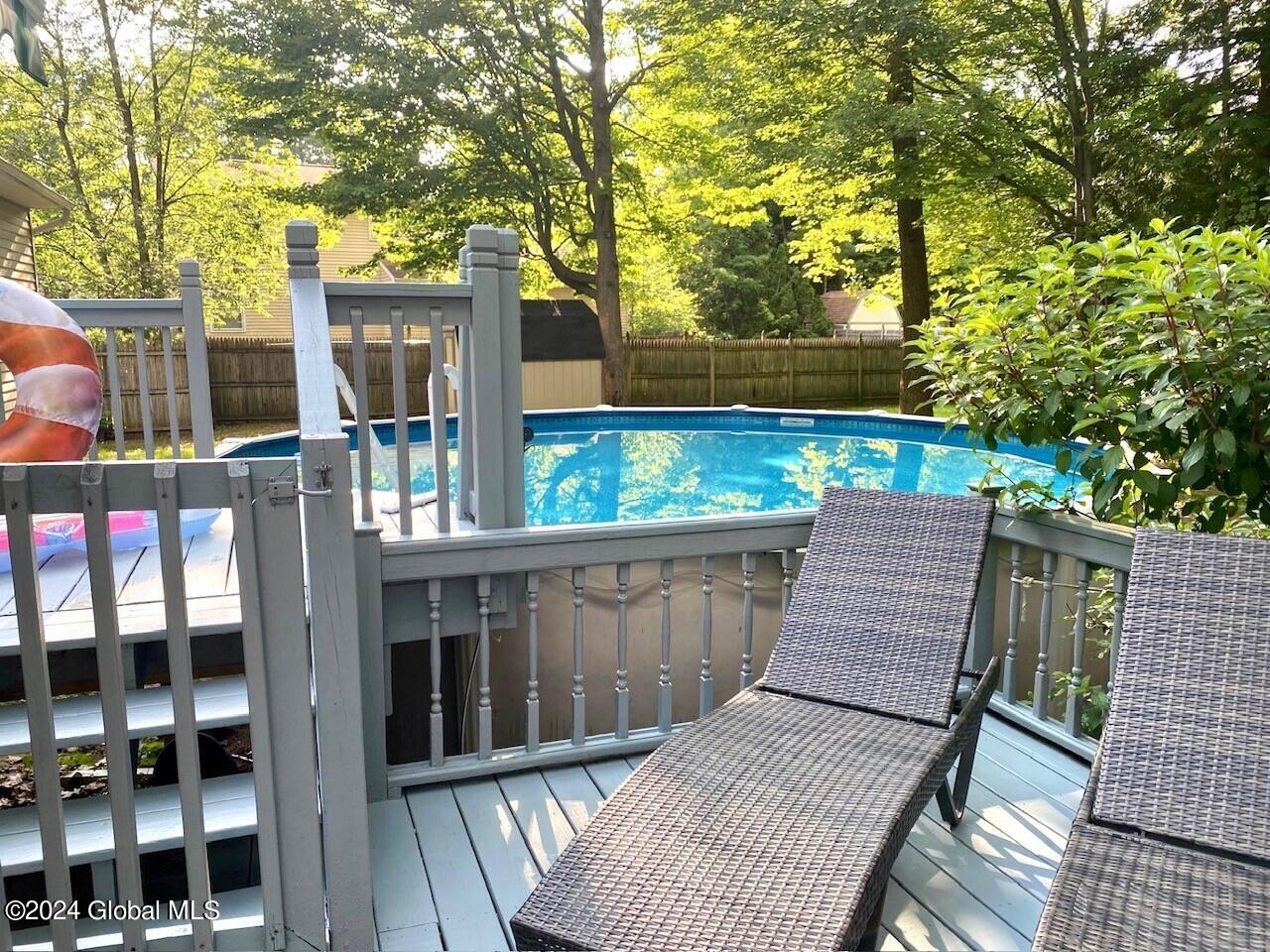 3 Castleberry Drive