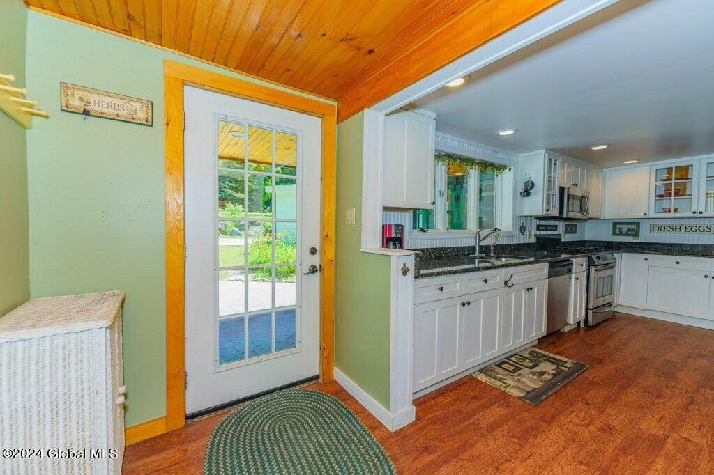 1068 Landon Hill Road