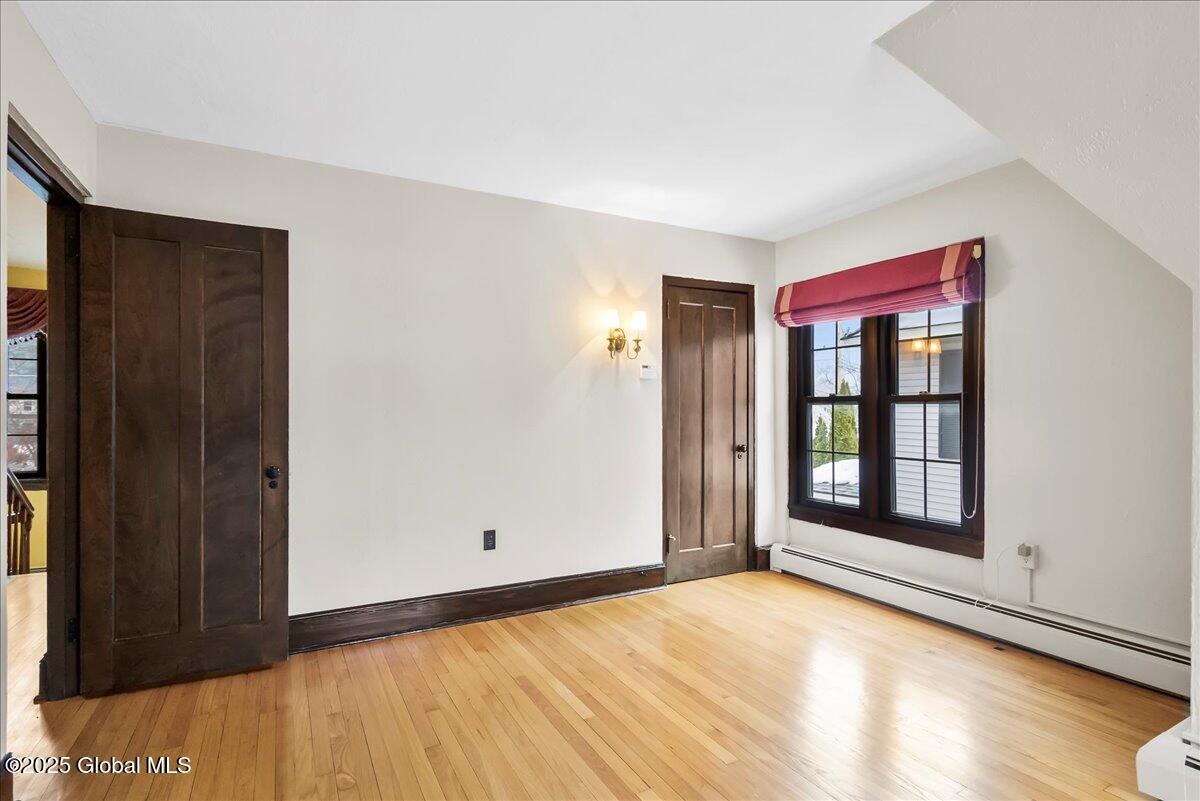 43 Lincoln Avenue