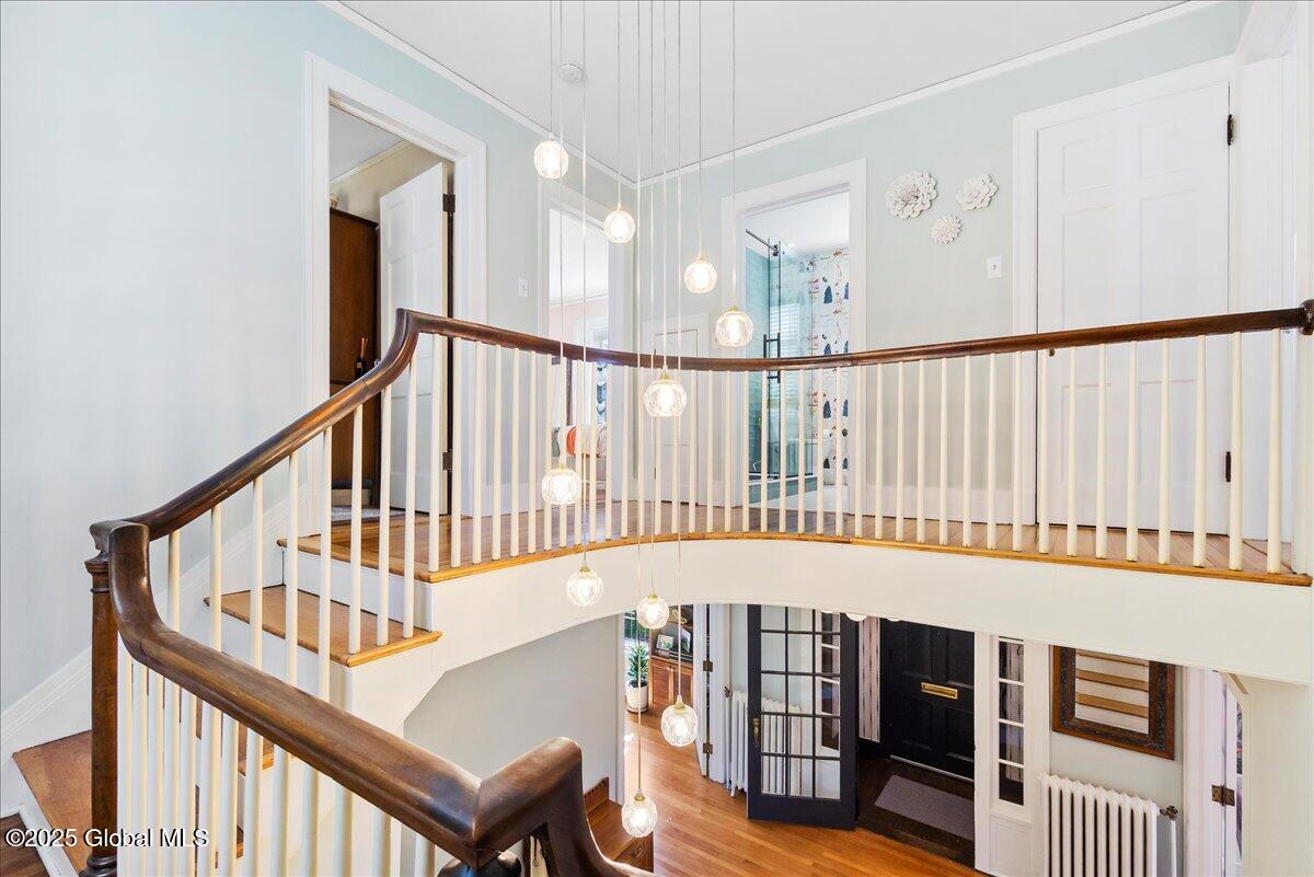 27 Horicon Avenue