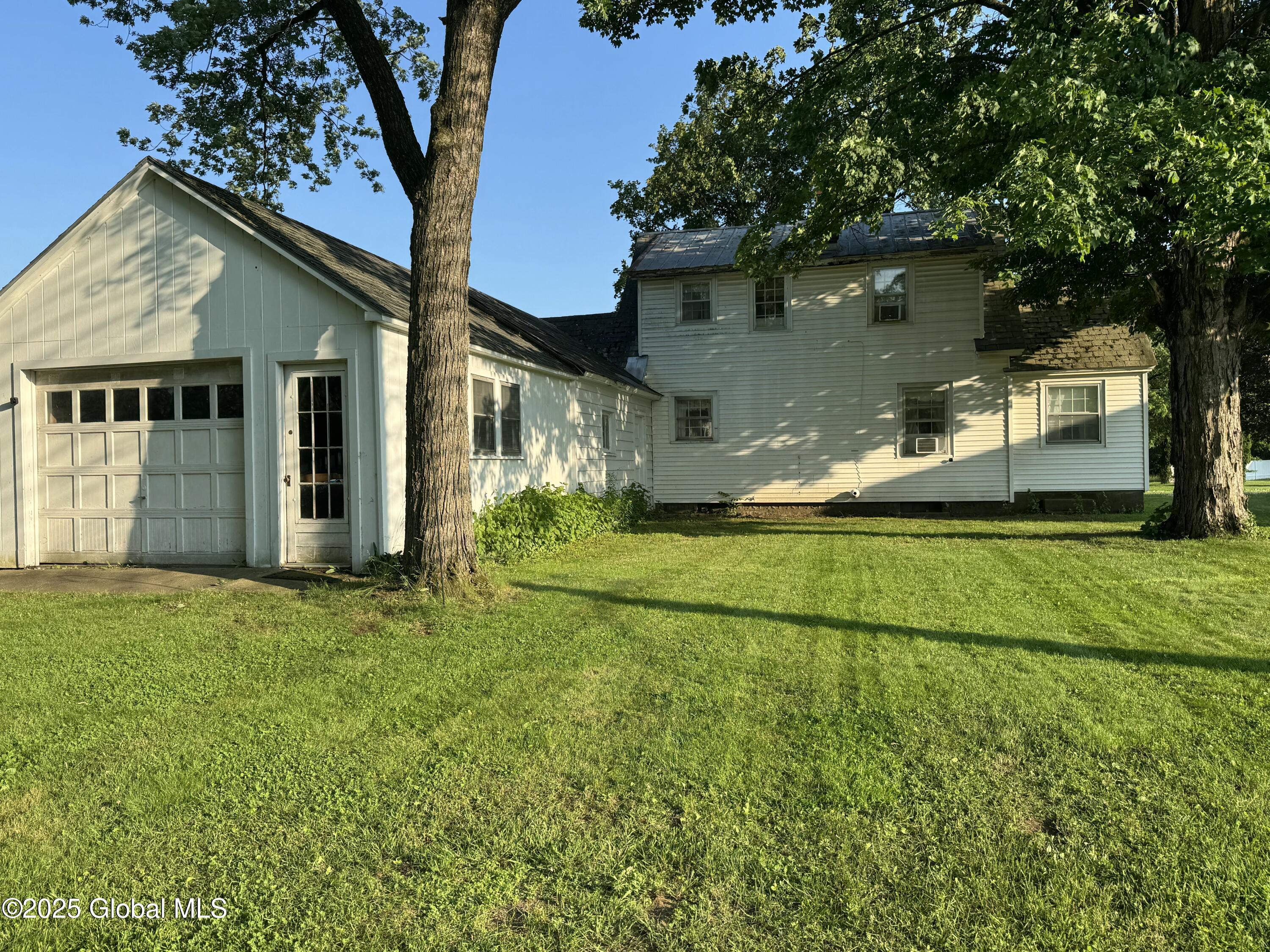 23 Ferry Boulevard