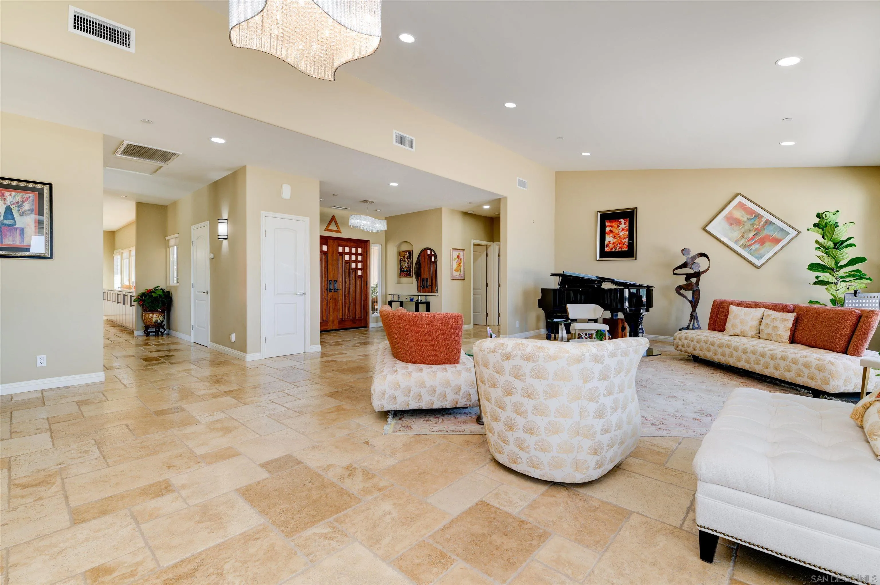 3522 Avenida Amorosa