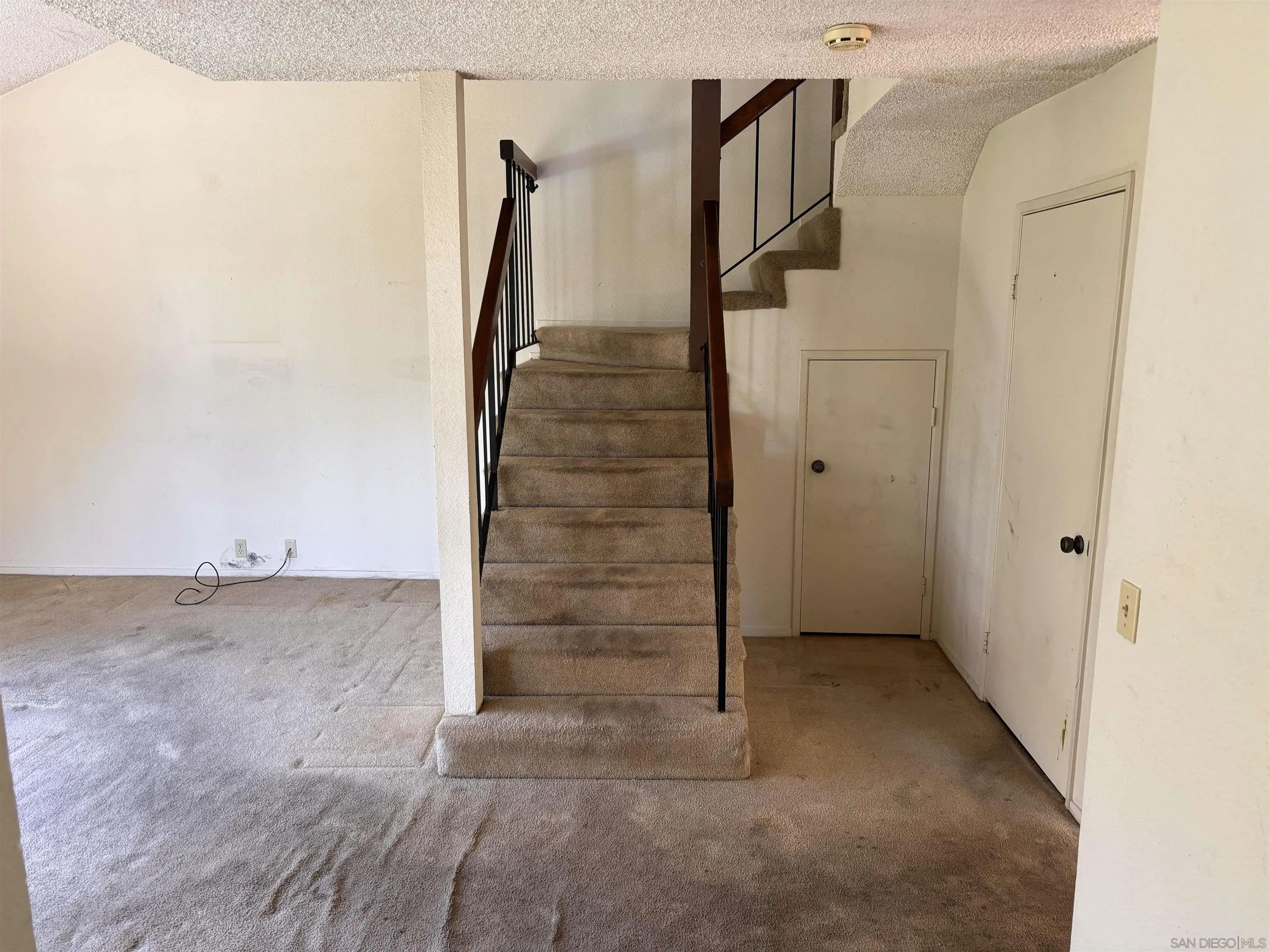 5214 Marigot Place
