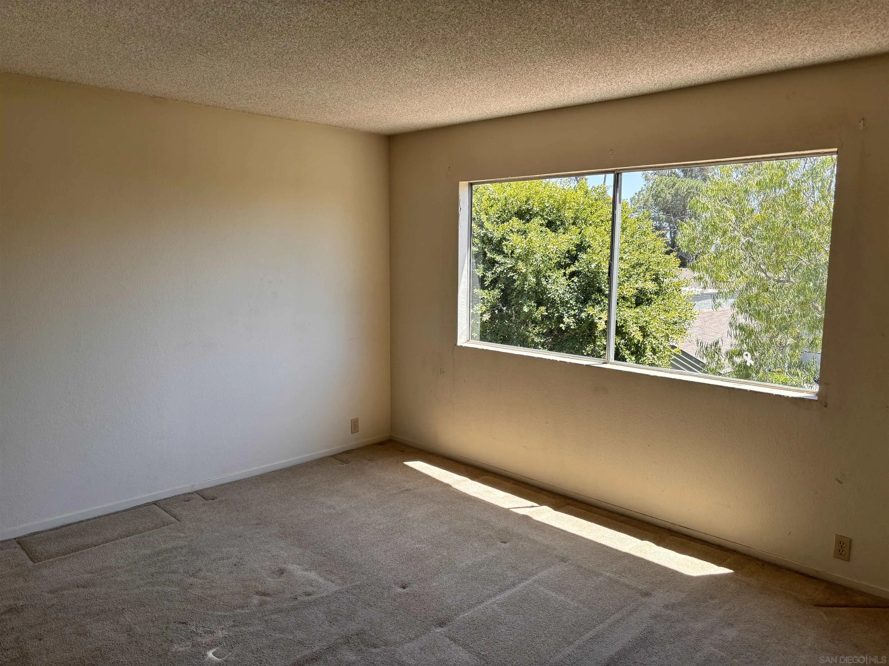 5214 Marigot Place