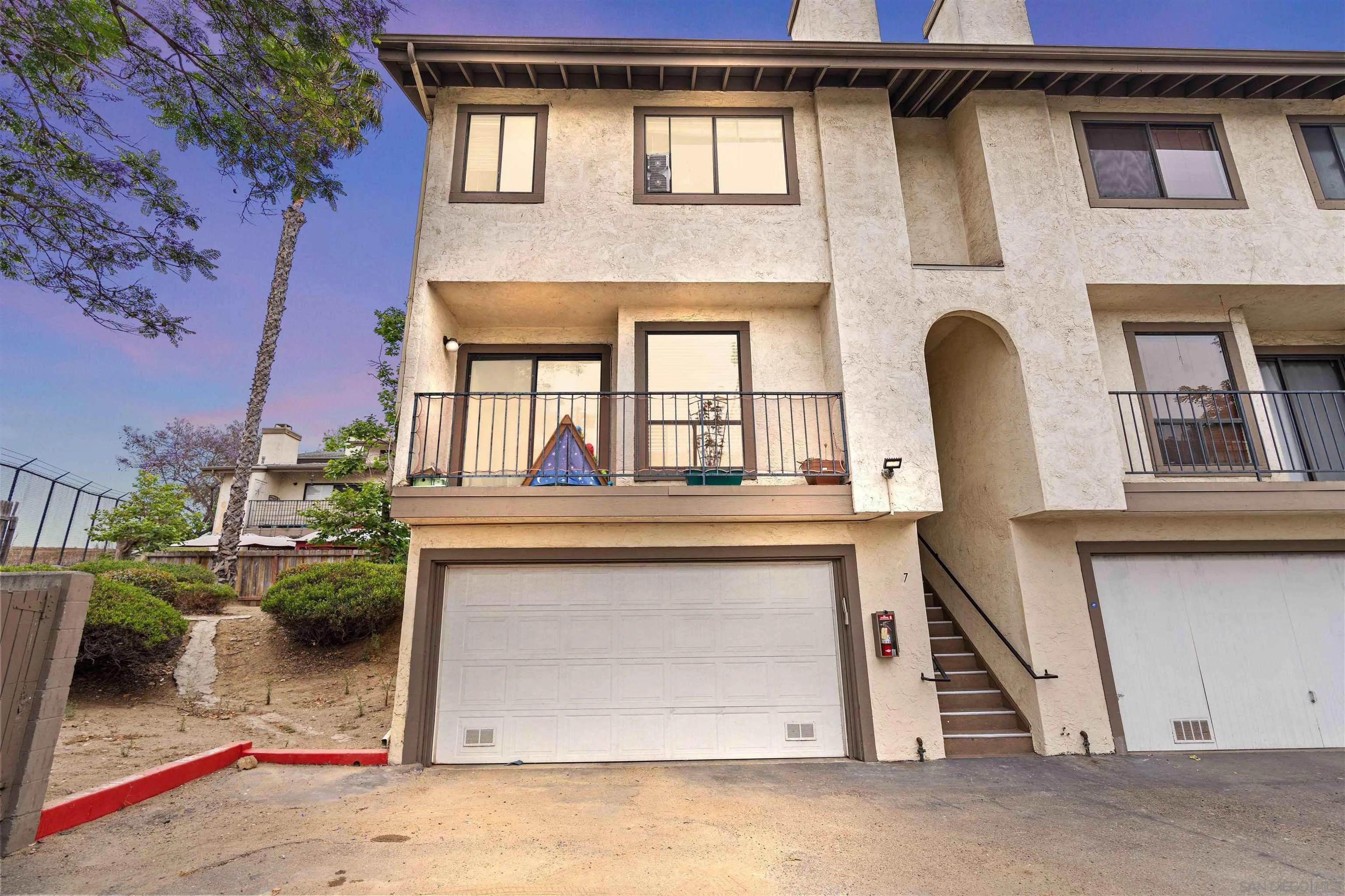 8535 Paradise Valley Rd. Unit 7