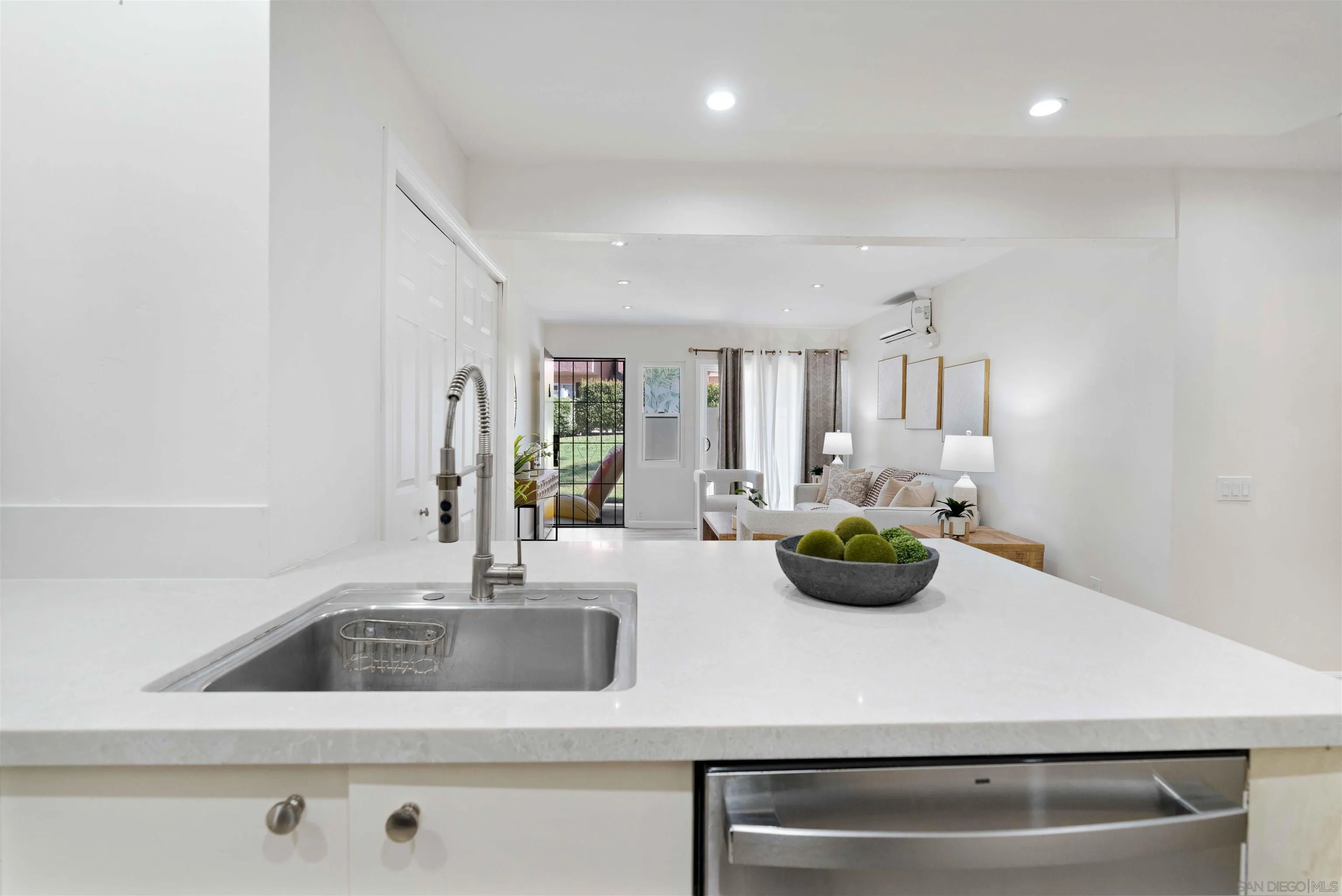 7760 Margerum Avenue Unit 124