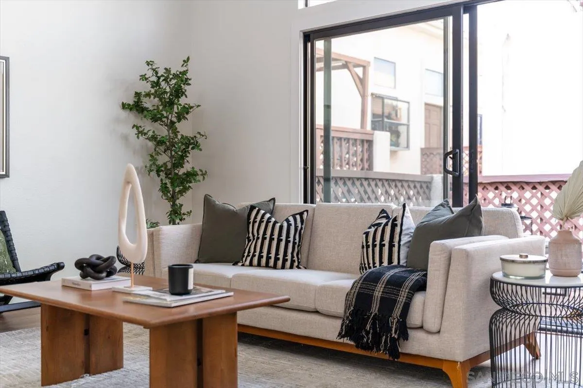 3722 Arnold Avenue Unit 6