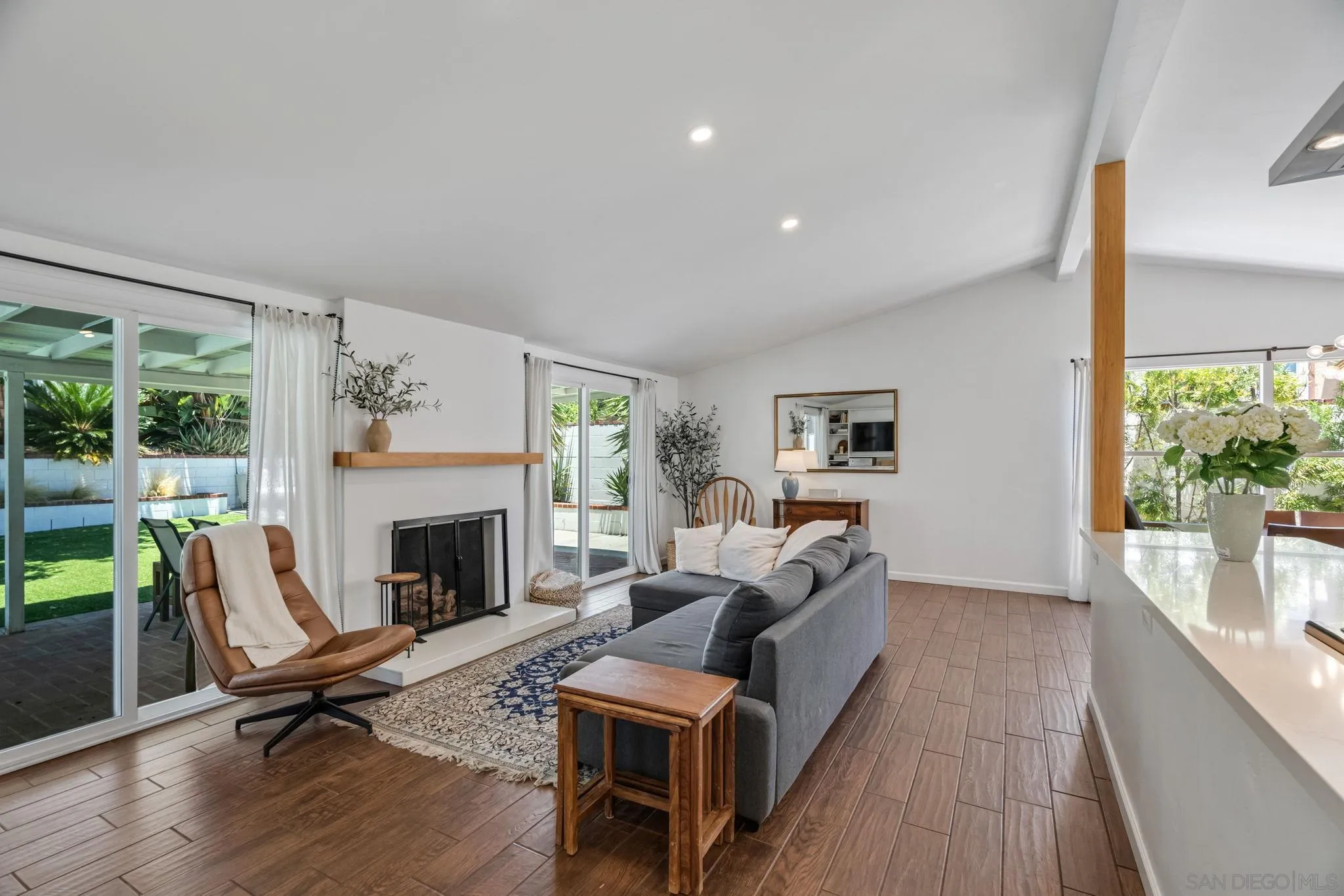 9358 Guild Ave