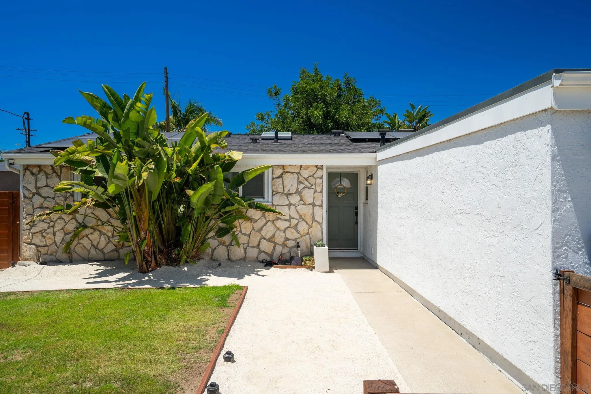 9358 Guild Ave