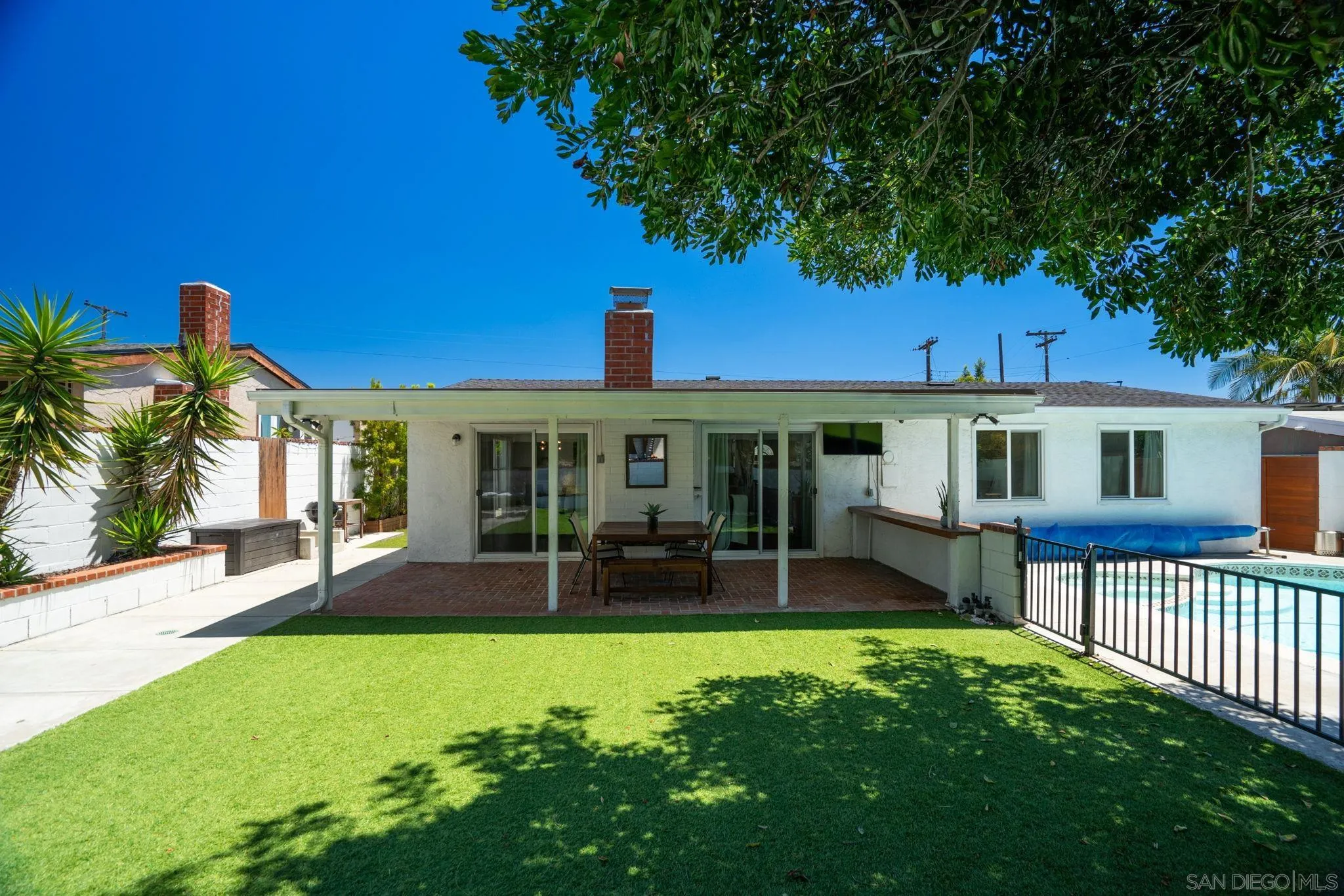9358 Guild Ave