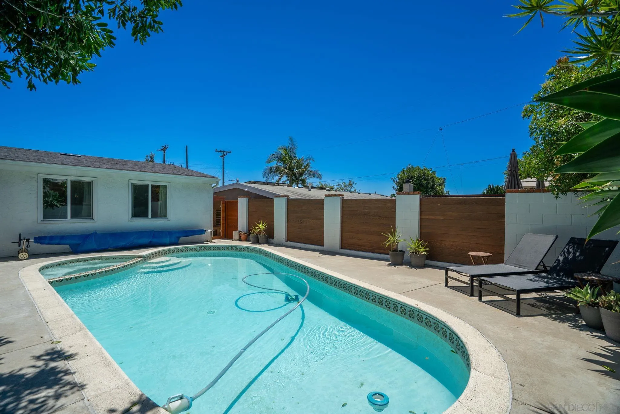 9358 Guild Ave