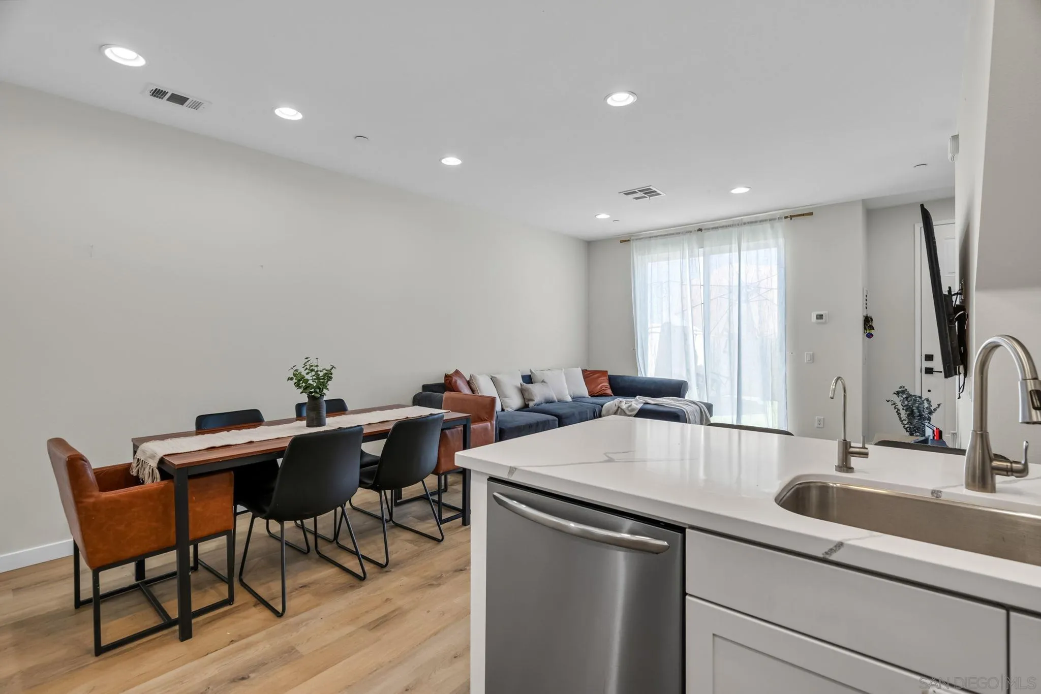 5403 San Roberto