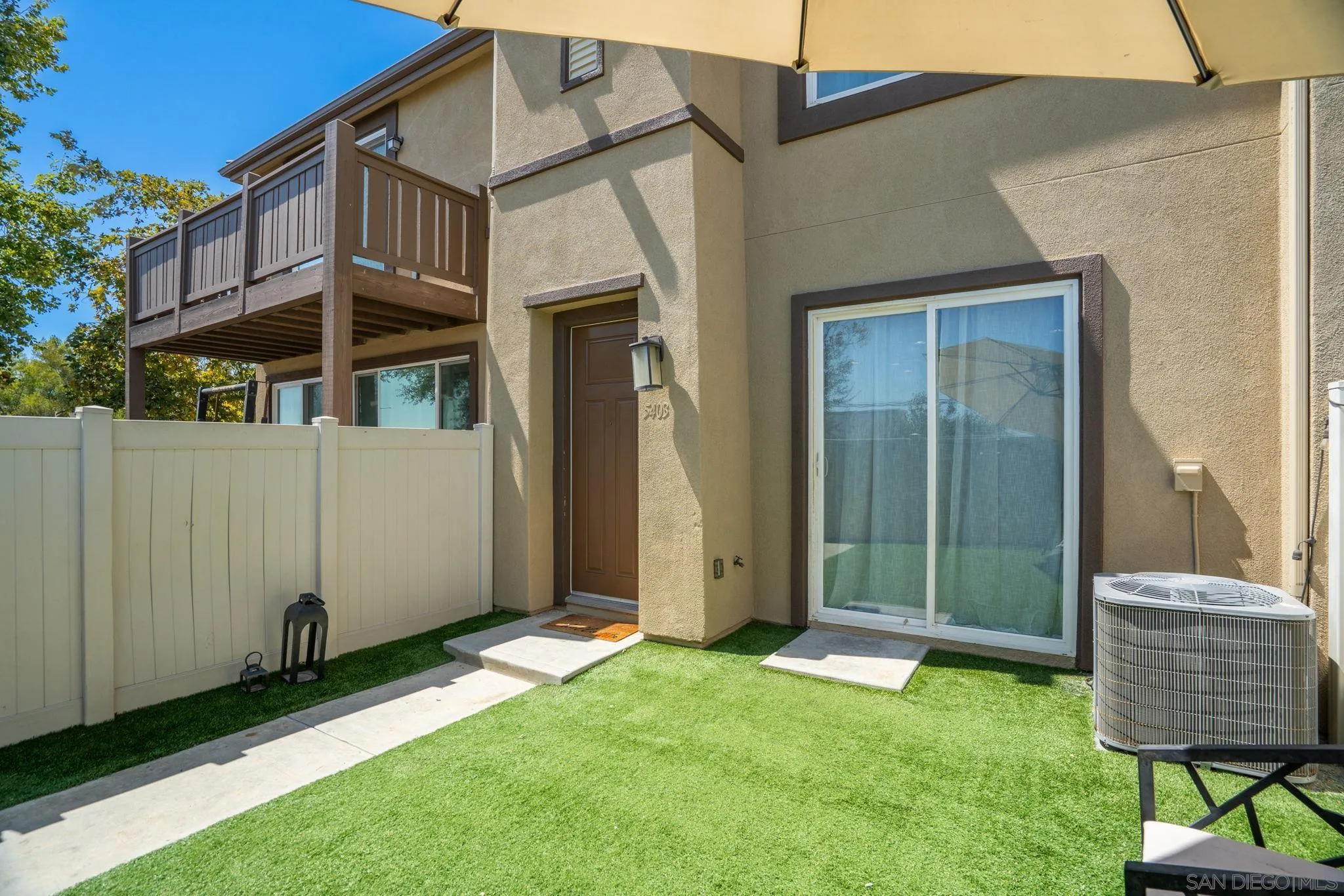 5403 San Roberto