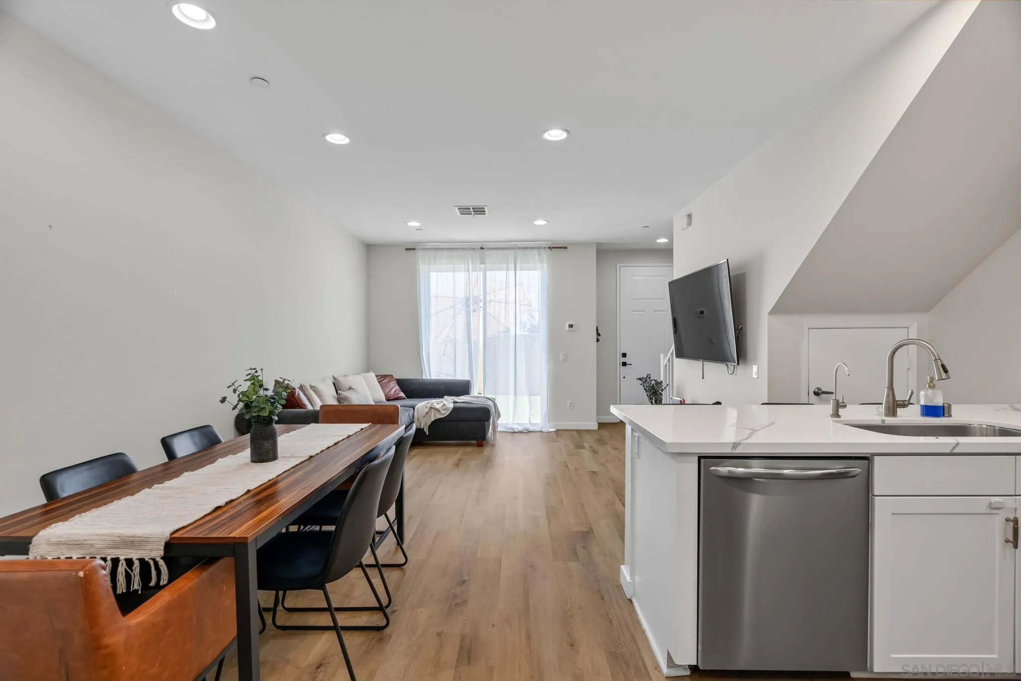 5403 San Roberto