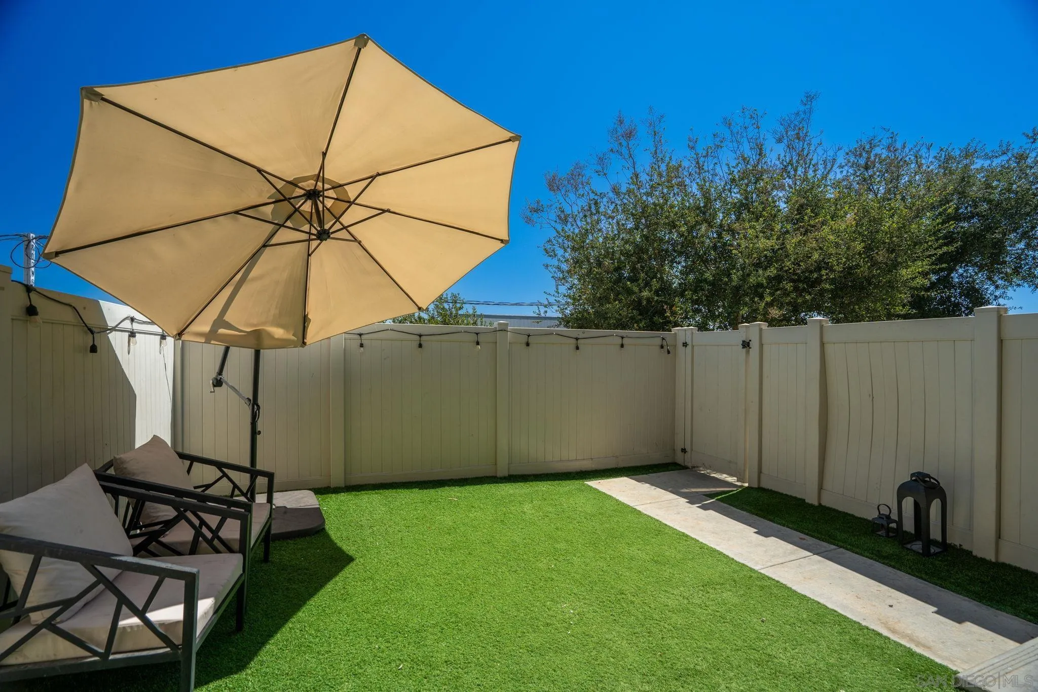 5403 San Roberto
