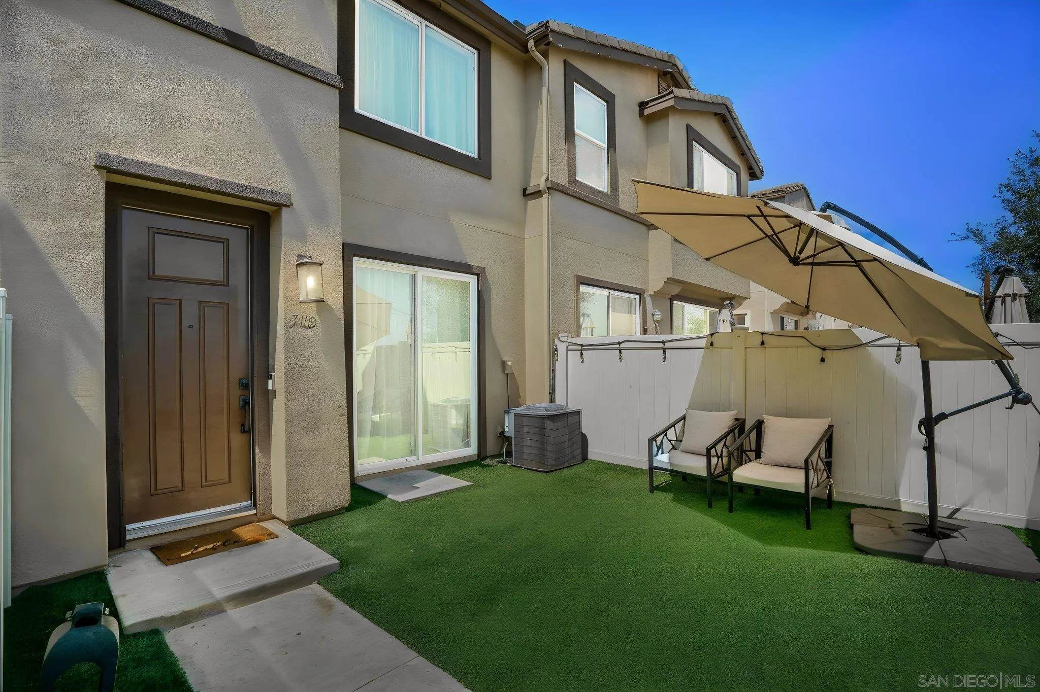 5403 San Roberto