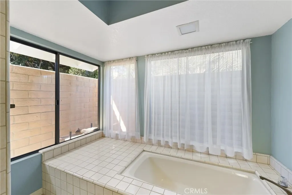 520 Woodland Hills Drive