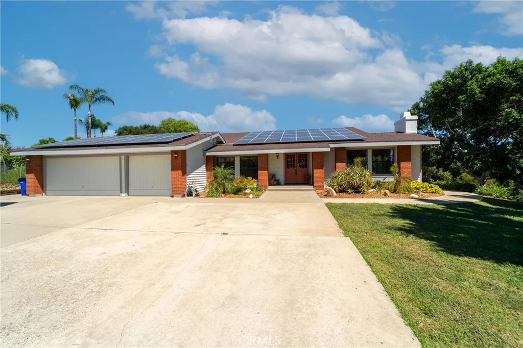 520 Woodland Hills Drive