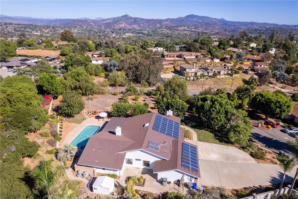 520 Woodland Hills Drive