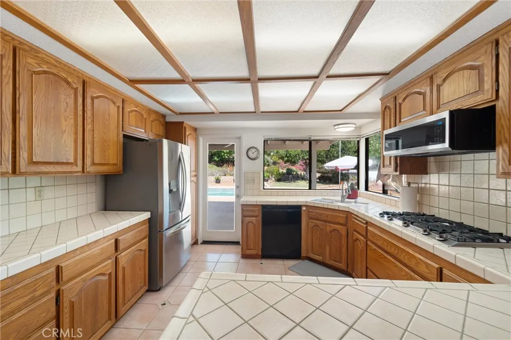 520 Woodland Hills Drive