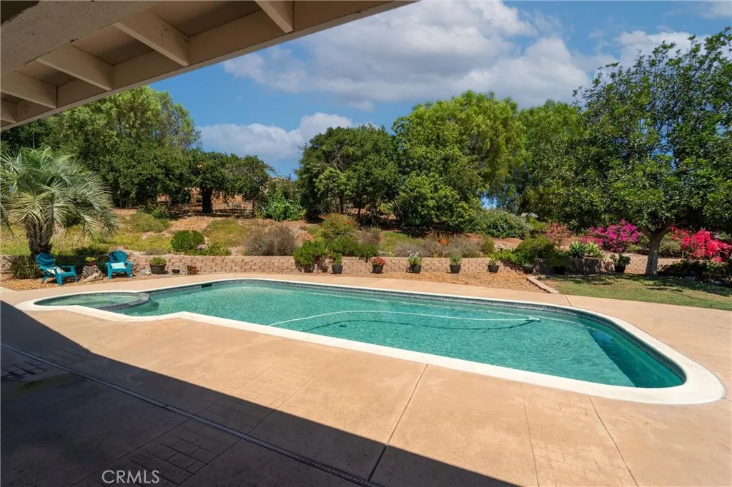 520 Woodland Hills Drive