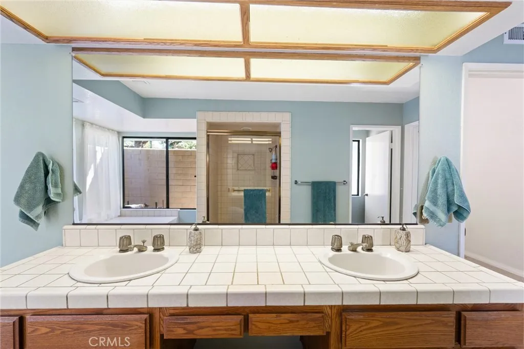 520 Woodland Hills Drive