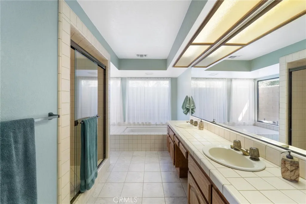 520 Woodland Hills Drive