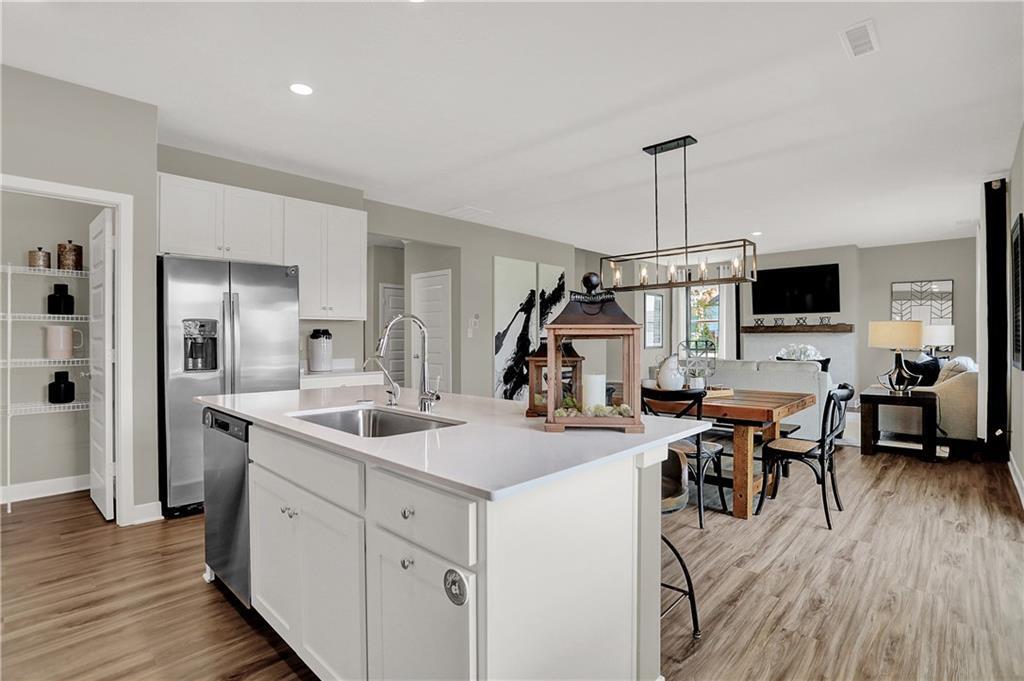 17316 Hanningfield Way