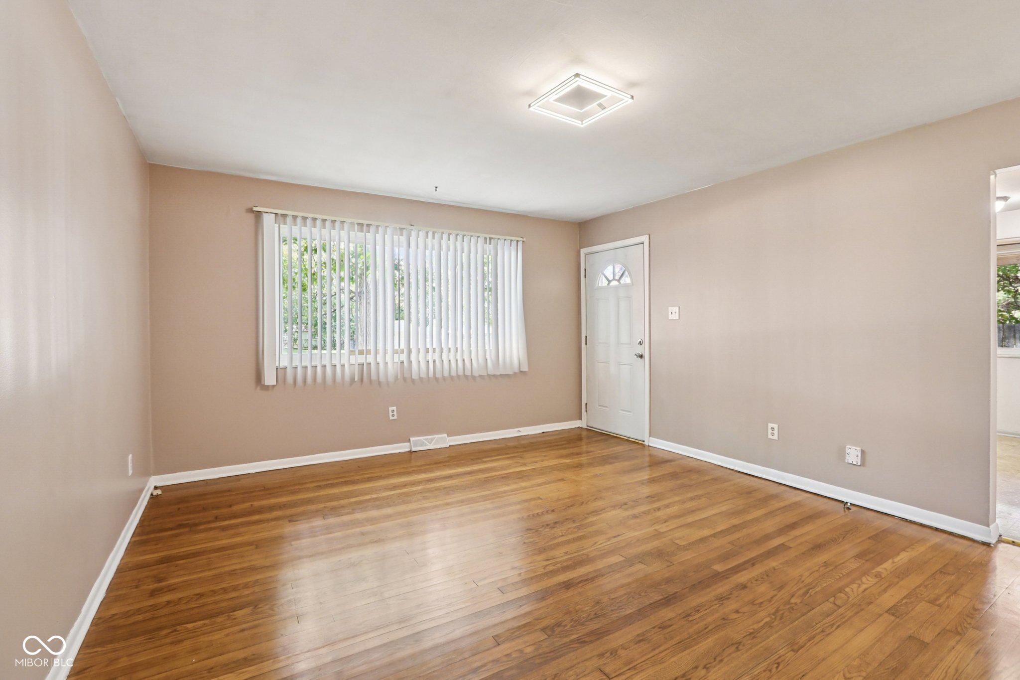 1901 N Ritter Avenue