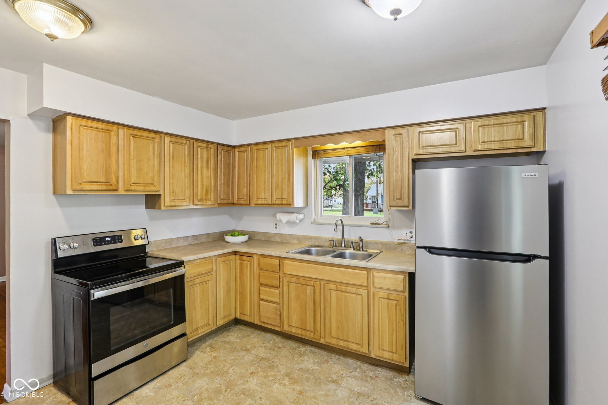 1901 N Ritter Avenue